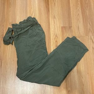 Abound Hi-Rise Casual Pant (Olive Green)